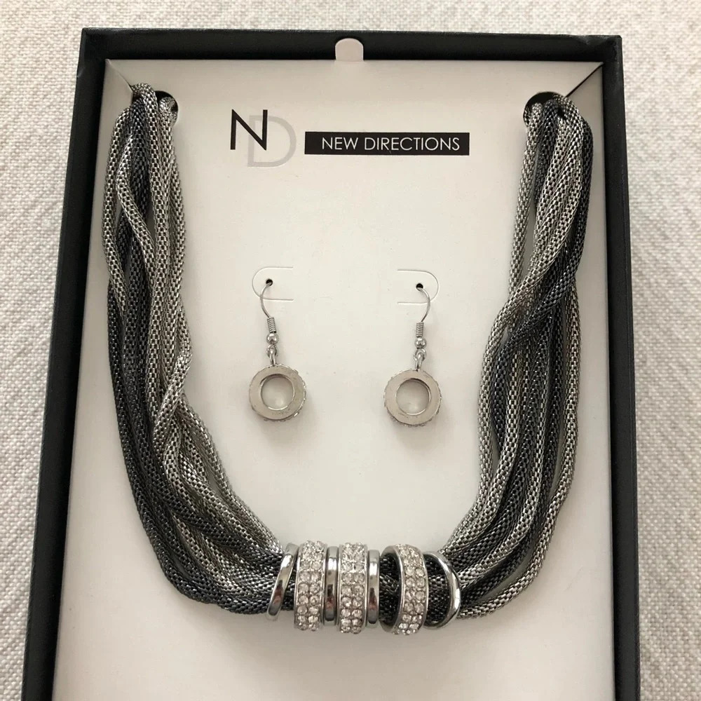 New Directions ND‎ In Box Necklace Earring Set Silver Tone Multi Chain Crystals